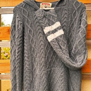 Birdwell Gray Cable Knit Crewneck Sweater Size Small